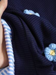 Elladie kids 2 件套女童简约时尚通勤拼接 3D 花卉装饰长袖上衣和喇叭裤套装，适合春秋季 - 藍色 - 查看 5