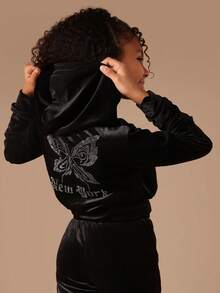 SUMWON 秋冬款女童天鹅绒连帽卫衣套装，带蝴蝶钻石细节连帽 - 黑色 - 查看 3