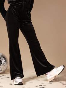 SUMWON 秋冬款女童天鹅绒连帽卫衣套装，带蝴蝶钻石细节连帽 - 黑色 - 查看 5