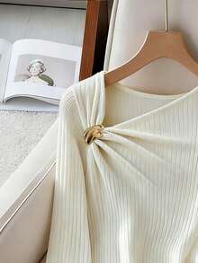 Chiquease 女式不对称领口金属装饰罗纹休闲舒适T恤 - 杏色 - 查看 3