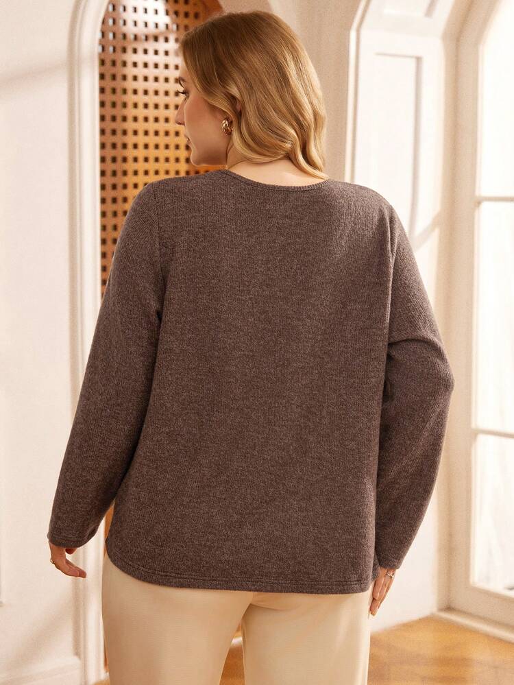 Plus Size Women's Solid Color Button Design V-Neck Long Sleeve Casual T-Shirt, Brown Top, Autumn/Winter,2025 New