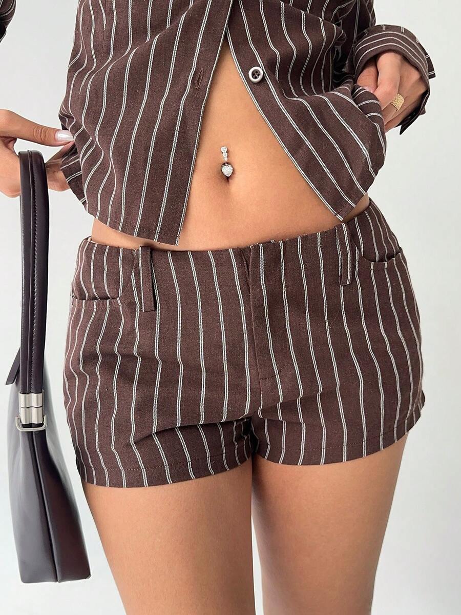 Aloruh 棕色条纹音乐节年轻女士休闲条纹超低腰迷你短裤 - 棕色 - 查看 1
