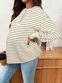SHEIN Áo thun dài tay dáng suông kẻ sọc, cài cúc nửa thân dành cho bà bầu - Màu be - Xem 3