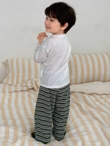 DAZY 2pcs/Set Toddler Boys' Casual Cartoon Print Short Sleeve T-Shirt And Striped Pants Loungewear Set - White - View 2