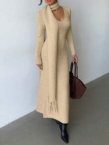 Elenzga 优雅浅杏色V领简约舒适复古风针织连衣裙配流苏围巾，适合秋冬通勤户外穿着 - 杏色 - 查看 4