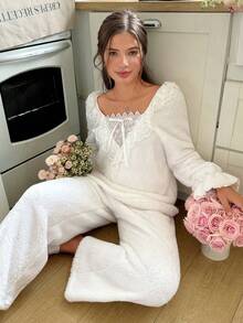 SHEIN 2 pièces/Set Ensemble de pyjamas élégant style palais, doux et moelleux pour femmes. Vêtements pour le printemps/automne et l'hiver