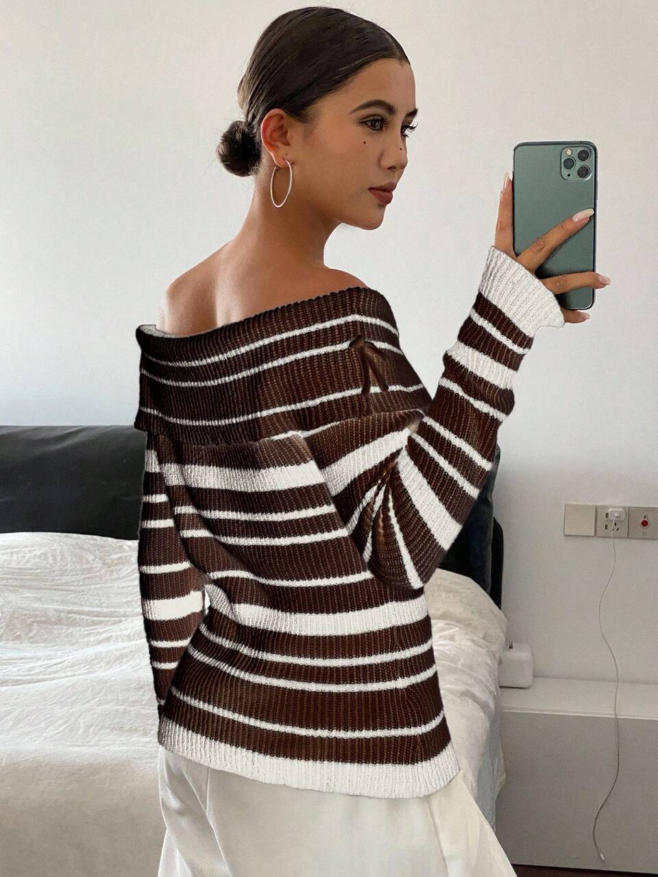 Women's Elegant Contrast Striped Off Shoulder Long Sleeve Fitted Sweater, Autumn/Winter