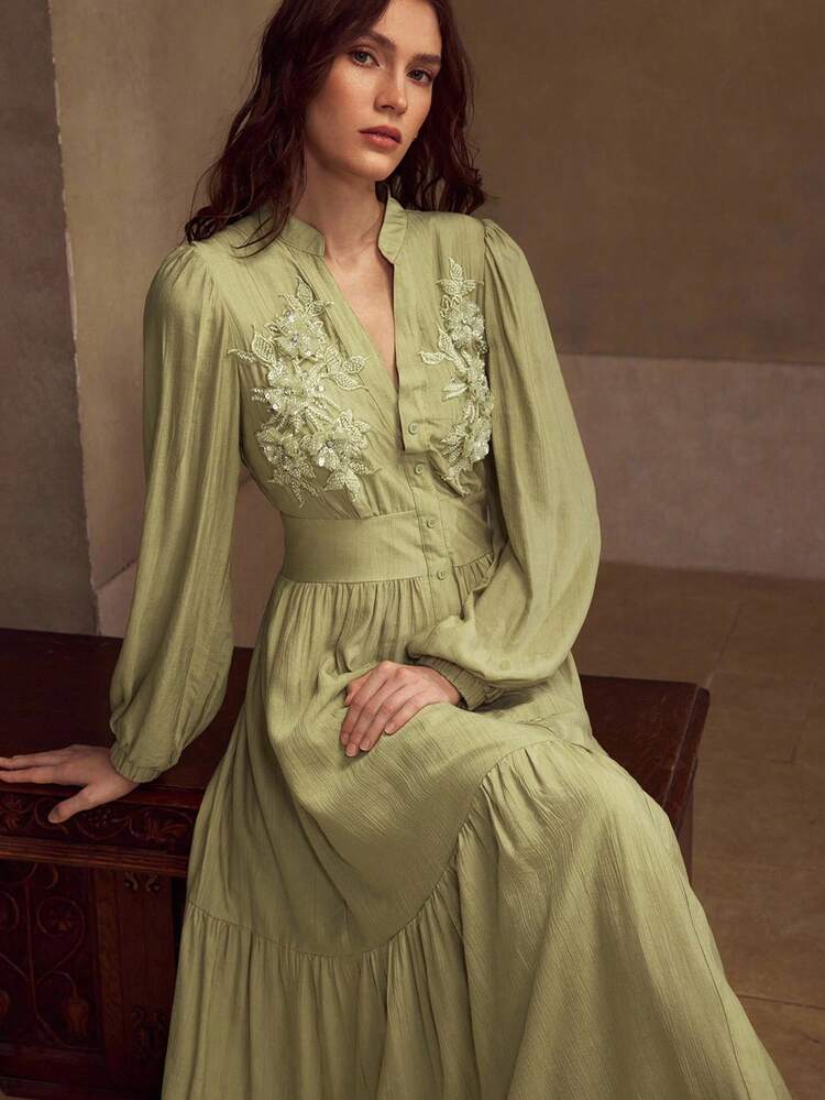 WOMEN'S EMBROIDERED APPLIQUES NOTCH NECK LONG DRESS