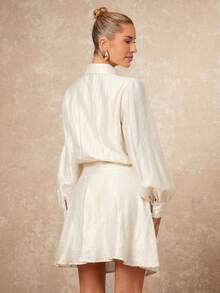 SHEIN Privé VITNOS 优雅灯笼袖迷你衬衫裙，采用光泽面料，秋季新款女装，适合晚宴、晚会、秋冬时尚、优雅休闲装扮、奢华派对礼服、时尚秋季装扮、派对造型、周末装扮、魅力连衣裙、秋冬职场装扮、精致浪漫、迷人浪漫礼服、秋季派对礼服、垂坠连衣裙、商务休闲装、毕业舞会礼服，适合约会、外出、夜生活、婚礼、假日、度假、生日等场合。 - 彩色 - 查看 7