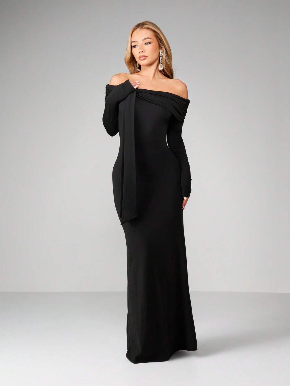 off shoulder dress missguided MISSGUIDED Elegant Off-Shoulder Bodycon Form-Fitting Long DressMISSGUIDED