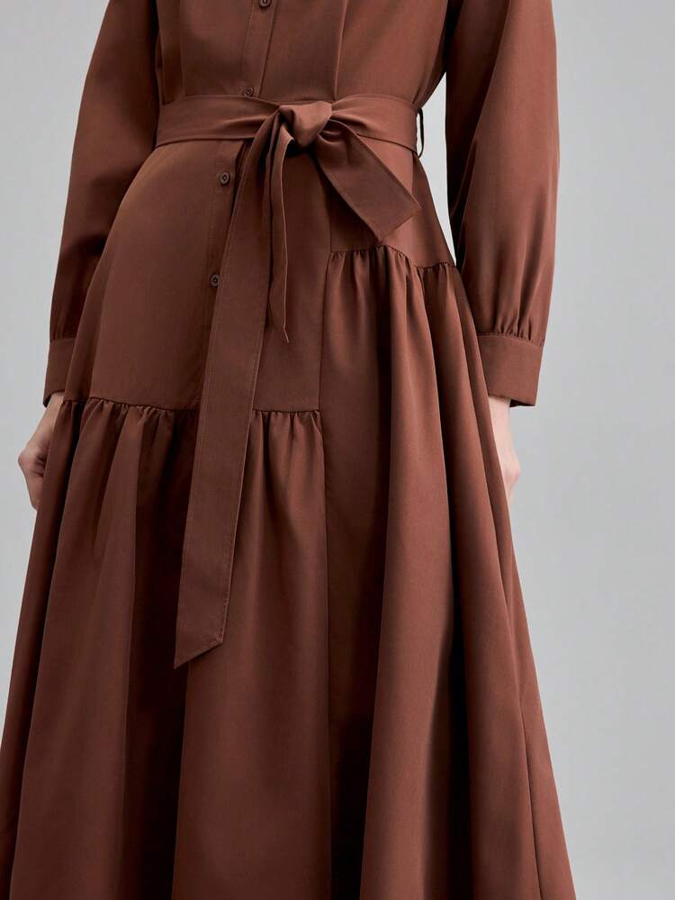 2026SS Women's Village Long Sleeve Single-Breasted Belt Design Casual Shirt Dress Modern Urban Casual Fashion Business Casual Women's Office Wear Low-Key Old Money Style Effortless Temperament High-End Urban Commuting High-Quality Airport Women's Wear High-End Material Waist Detail Flared Dress Middle Eastern Style Essential Women's Clothing High-End, Elegant, Old-Fashioned Cruise Attire For Wedding Guests High-End, Elegant, Old-Fashioned Cruise Attire For Wedding Guests