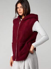 MISSGUIDED Chaleco con capucha de borreguito Borg con cierre de cremallera para otoño e invierno, ideal para usar en capas, regalo de Navidad - Burdeos - Ver 3