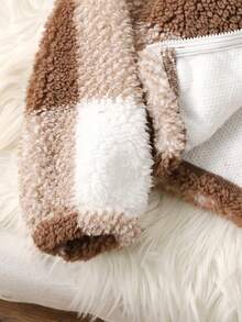 SHEIN Tween Girls' Plaid Reversible Thermal Lined Thick Teddy Jacket With Cute 3D Ear Hood, Casual Autumn/Winter - Brown - View 3