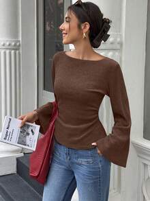 Flora Isola Flora Isola 标准尺码女式宽松花卉印花针织上衣，宽领口，落肩，喇叭袖，腰部褶饰，秋冬 - 棕色 - 查看 4