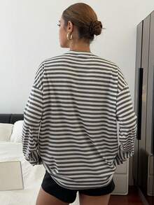Livesso Áo thun dài tay rộng cổ tròn màu trơn dành cho nữ - Màu xám đen - Xem 2