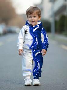 SHEIN 2 件套年轻男孩休闲时尚经典酷炫水滴渐变图案印花，国王皇冠图案宽松套头连帽运动衫，适合秋冬季