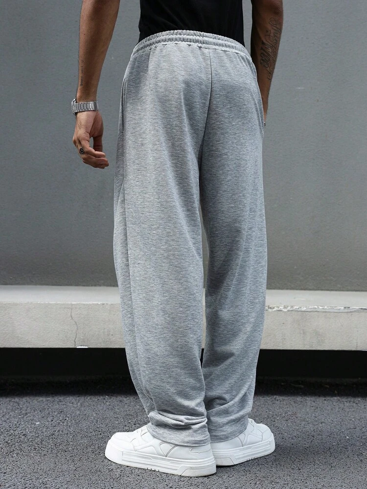 Manfinity Hypemode Pantalones de chándal grises casuales con cordón para hombres, pantalones de chándal grises, pantalones de chándal Pro Club, perfectos para Navidad y Halloween, un excelente regalo para tu novio, pantalones de chándal holgados grises - Gris - Añade 2