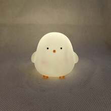 Cute Cartoon Shaped LED Night Light, Battery Powered Portable Mini Emergency Lamp, Bedroom Bedside Atmosphere Light, Perfect Gift For Friends, Family, And Students