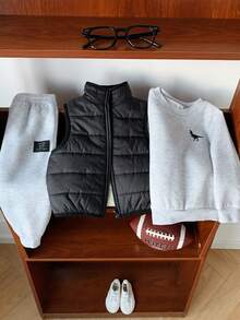 SHEIN 3件套男女宝宝可爱百搭休闲抓绒连帽运动套装，包括运动裤、加厚背心外套，男女宝宝通用，适合秋冬季户外活动、滑雪等。 - 彩色 - 查看 6
