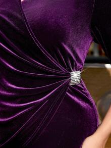 Ellevyn Plus Size Velvet Purple Beaded Bodycon 3/4 Sleeve Cocktail Dress, Suitable For Banquet, Party, Gathering,Crystal Dress,Sparkly Dress,Shiny Dress,Purple Dress,Bodycon Dress,Velvet Dress,Party Dress,Elegant Dresses For Party,Elegant Party Dresses,Christmas Party Dress,Elegant Dresses For Party,Winter Dress,New Year Dress,Thanksgiving Outfit For Women,Mother Of The Bride Dress,Wedding Guest Dress,Winter Dress Women, Luxury Evening Dresses For Women,Evening Dress