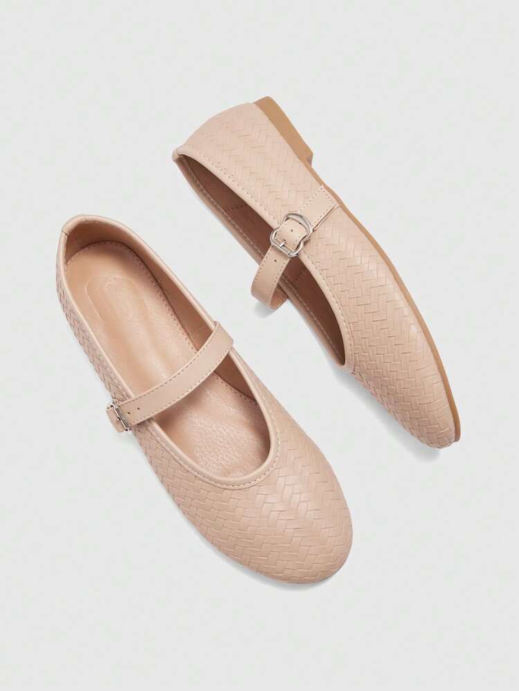 CUCCOO BIZCHIC 女性用スクエアトゥフラットシューズ、アプリコットのエンボス加工、快適、多用途、通気性、カジュアルメリージェーンストラップフラット