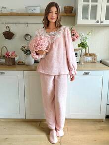 SHEIN Women's Cozy Embroidered Floral Decor Long Sleeve Top & Pants Fluffy Pajama Set, Autumn/Winter Lace Pj Set Lace Sleepwear Soft Fluffy Pajamas Set Sleep Wear Women Set - Pink - View 3