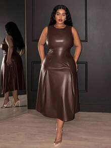 Veslaya 2026春夏新款非洲波西米亚风音乐节休闲度假优雅海岛度假村派对晚宴鸡尾酒会通勤日常穿着纯色橄榄绿弹力PU无袖圆领连衣裙，大码 - 鏽棕色 - 查看 6