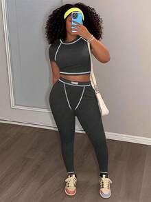 Slaydiva 2025 春夏新款休闲街头百搭运动基础修身绿色圆领短袖短款T恤和撞色腰裤女两件套，适合音乐节、复活节、西部游牧风格、乡村风格、婚礼嘉宾、日常旅行、毕业季、派对聚会、俱乐部、运动健身、瑜伽 - B - 灰色 - 查看 2