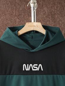 SHEIN Vacaura 2件套青少年男童图案连帽运动衫和运动裤休闲装 - 彩色 - 查看 3