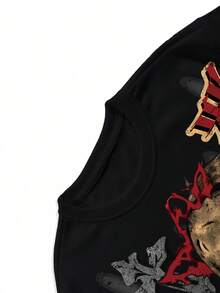 ROMWE MEN Moletom Preto Curto de Gola Careca Masculino com Gráfico Escuro de Anime, Outono/Inverno