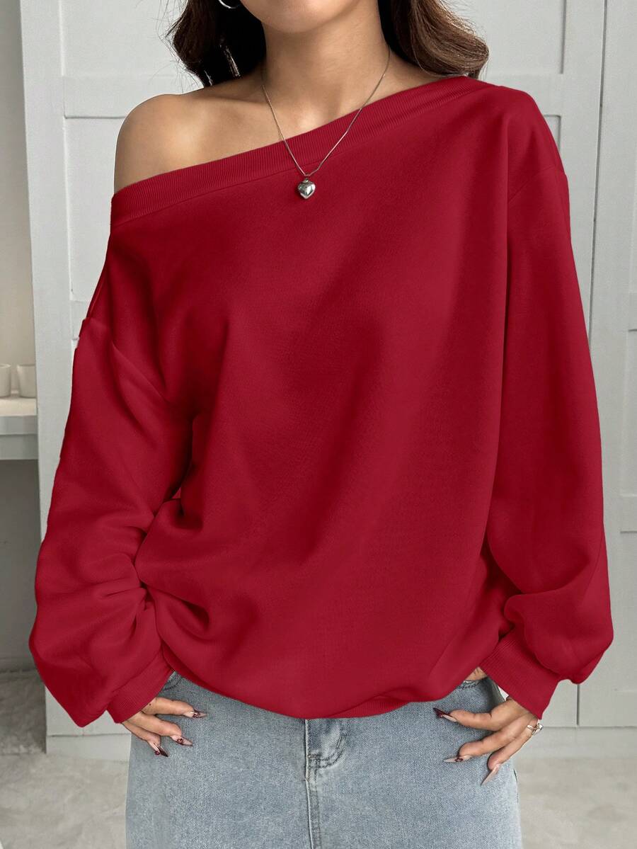 SHEIN EZwear Wine Red Loose Fit Oblique Shoulder Sweatshirt With Thermal Lined, Autumn/Winter Red Off Shoulder Top Off Shoulder Sweatshirt Red Blouses Off The Shoulder Long Sleeve Red Long Sleeve Top - Burgundy - View 1