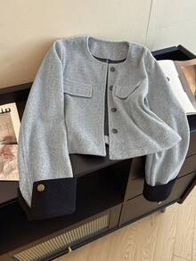 Franclia 女士休闲纯色圆领前扣长袖大衣，秋冬时尚百搭休闲长袖短款纽扣夹克，休闲短款大衣，灰色时尚保暖舒适冬季女式大衣，新年女式冬季大衣，感恩节女式时尚大衣，适合外出、工作和教堂穿着。