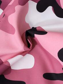 SHEIN مجموعة مكونة من 3 قطع: هوديي مقصوص مطبوع عليه اسم المدينة، توب كاميسول بسيط، وبنطلون جينز واسع مشوه، طراز كاجوال عصري مناسب للخروجات والعطلات والأوقات الحرة