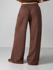 MISSGUIDED Pantalones de chándal de pierna ancha con cordón y cintura elástica, pantalones cómodos para estar en casa - Marrón - Ver 2