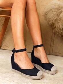 Women Wedges & Flatform - Black - View 3