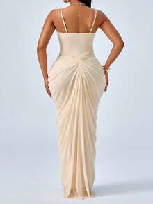 SOLERSUN 大码优雅派对纯色褶皱连衣裙 - 杏色 - 查看 2