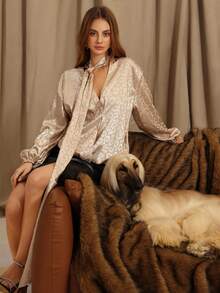 Glamine Charm Elegant Leopard Jacquard Bowknot Neck Top, Luxurious New Autumn Style - Gold - View 4