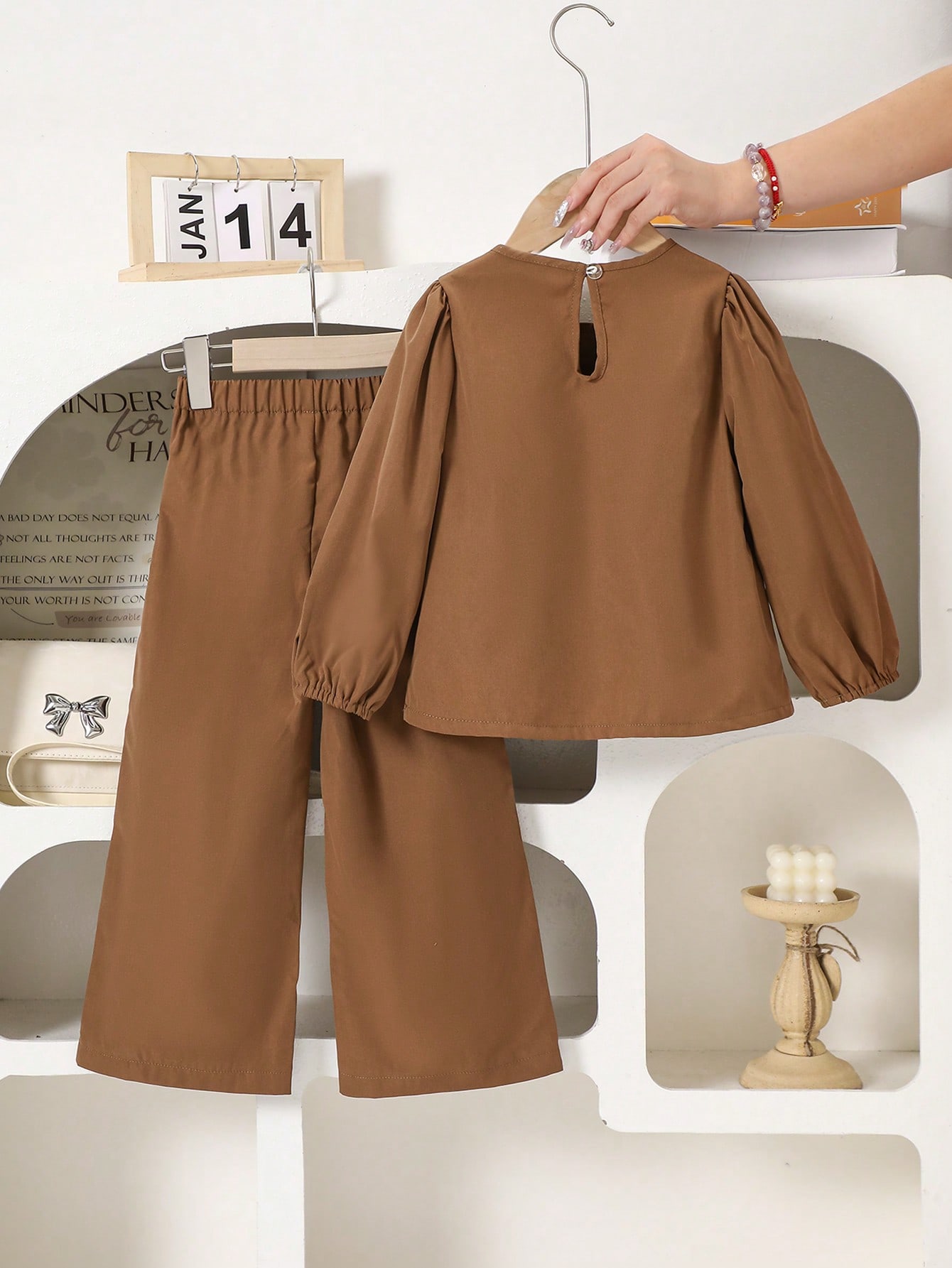 SHEIN Playful Pals مجموعة فستان بتصميم فتاة صغيرة...