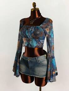 Amplova Vintage Graphic Print Low-Cut Waist Flared Sleeve Plus Size Women Top - Multicolor - View 4