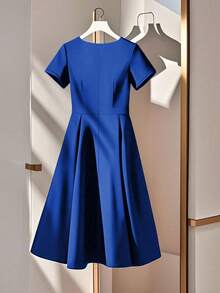 GlowEve CURVE Plus Size Women Elegant Solid Color Notched Neck Short Sleeve Dress - Royal Blue - View 2