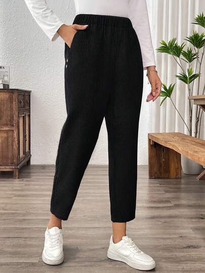 EMERY ROSE Women's Woven Textured Button Decor Pocket Cropped Pants, Casual & Elegant, Black Casual Pants,Fall,Fall Clothes For Women,Winter Clothes For Women