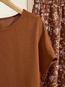 Rusticease Set de 2 piezas con blusa de cuello redondo de manga corta casual y pantalón recto con estampado floral para mujer, primavera/verano