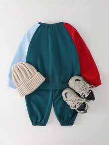 THE HAPPY LOOK Young Boys Number Print Contrast Sleeve Hoodie And Elastic Waist Sweatpants Sports Outfit Sets