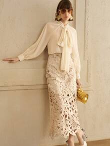 Arave Chân váy chữ A khoét lỗ họa tiết hoa bằng polyester cho nữ, thanh lịch khi đi làm hàng ngày và đi họp mặt - Màu Khaki - Xem 4