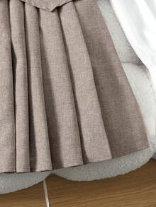 SHEIN Tween Girl 优雅金色纽扣背心、荷叶边领衬衫和百搭百褶裙套装，适合秋冬季、派对和日常穿着 - 卡其色 - 查看 10