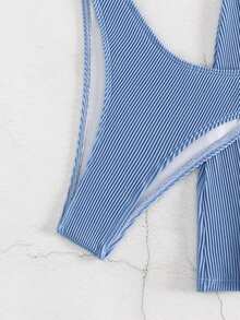 Bonvoyette Conjunto de bikini de cuello de halter de unicolor con falda tipo pareo, 3 piezas de verano para mujer