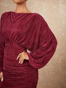 Lumalex Robe de vacances mini à manches longues plissée en tissu bordeaux, nouveau style automne pour femmes. Robe de luxe pour soirée, cet automne-hiver, tenue décontractée élégante, soirée de gala, automne chic, look de fête, tenue de week-end, robe glamour, style de travail automne-hiver, romance délicate, robe de romance enchantée, robe de fête pour l'automne, robe drapée, tenue de bureau décontractée, robe de bal de promo, convient pour les sorties, les soirées, les mariages, les vacances, les anniversaires