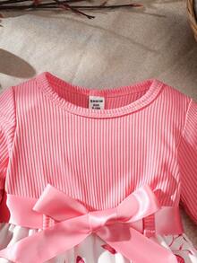 SHEIN Vintaside Kids 女婴休闲优雅花卉蝴蝶水彩印花连衣裙组合套装，适合秋冬季分层穿着和户外玩耍 - 粉色 - 查看 3