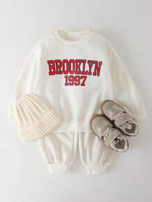 THE HAPPY LOOK Young Girl Minimalist White Round Neck Long Sleeve Letter Print Sweatshirt, Casual Everyday Wear, Autumn/Winter - Beige - View 1