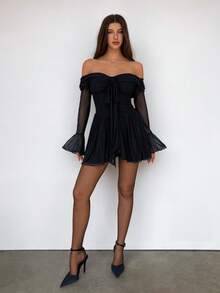 Sweetina Váy ngắn thời trang hở vai màu đen trơn gợi cảm, tay loe, thắt nút phía trước cho tiệc mừng năm mới của phụ nữ - màu đen - Xem 6